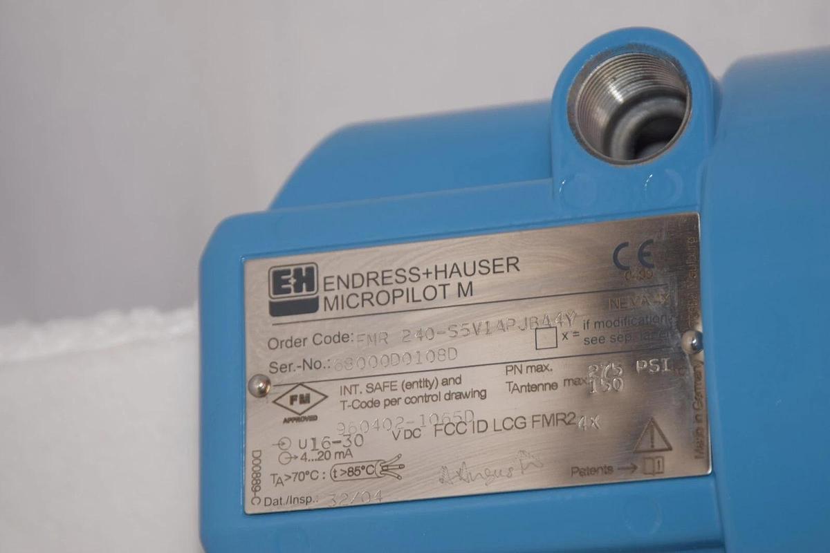 ENDRESS + HAUSER Level Radar Micropilot FMR240 FMR240-S5V1APJBA4Y 4" (NEW)