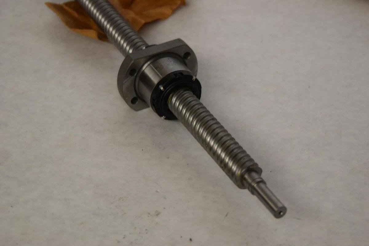 (NEW) THK BLK2020E DAX-8G29 660mm Length 20mm Dia Rolled Ball Screw