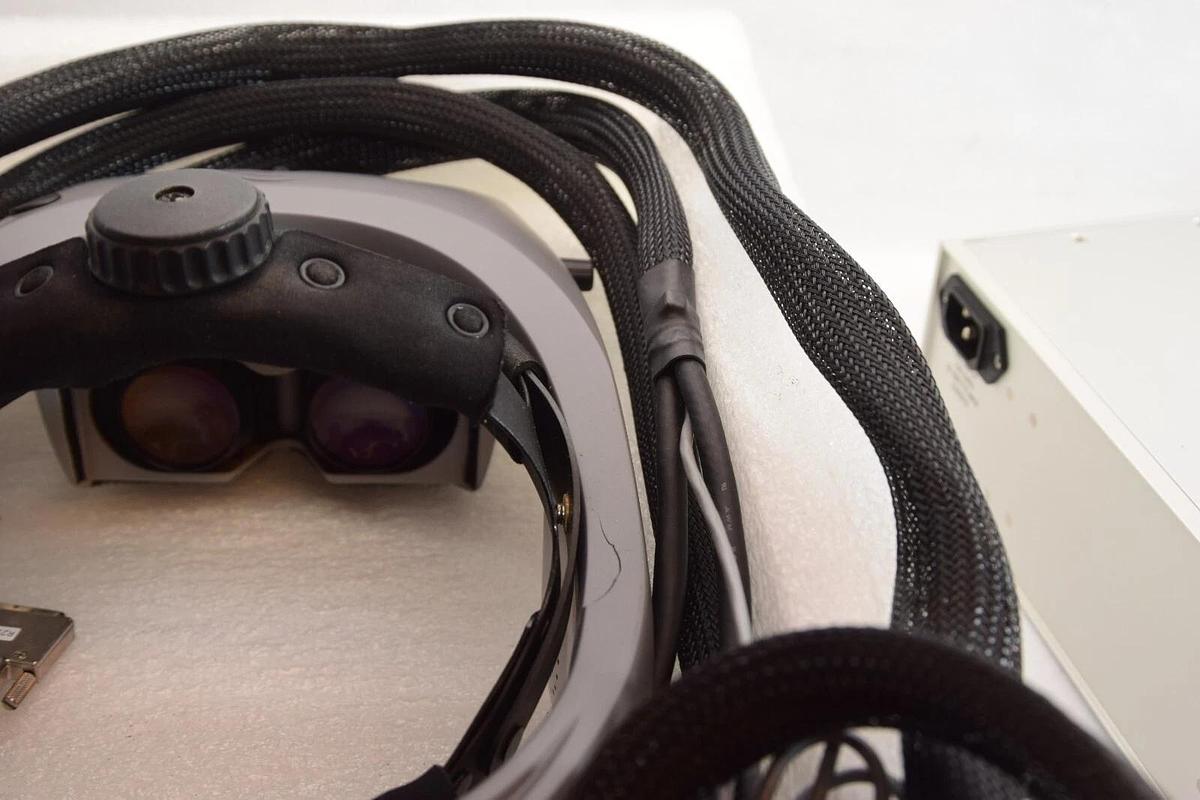 Used NVIS NVISOR E096E0HRPJX D09PHA63MCX 100-240V 20Watt 50/60Hz Video Control Unit