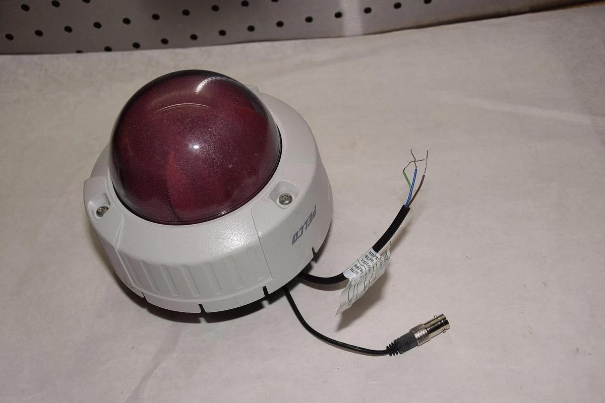 (New) Pelco IS50-DWSV8F Outdoor High Res Flush Mount Day/Night WDR Dome Camera