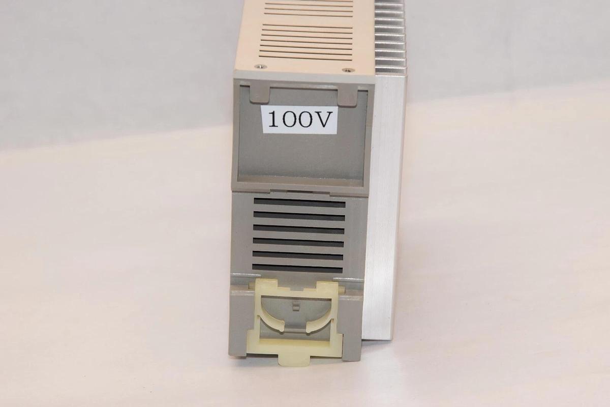 (NEW) SMC LC7R-K31AE1-X273 Regenerative Absorption Unit *Crack Case*