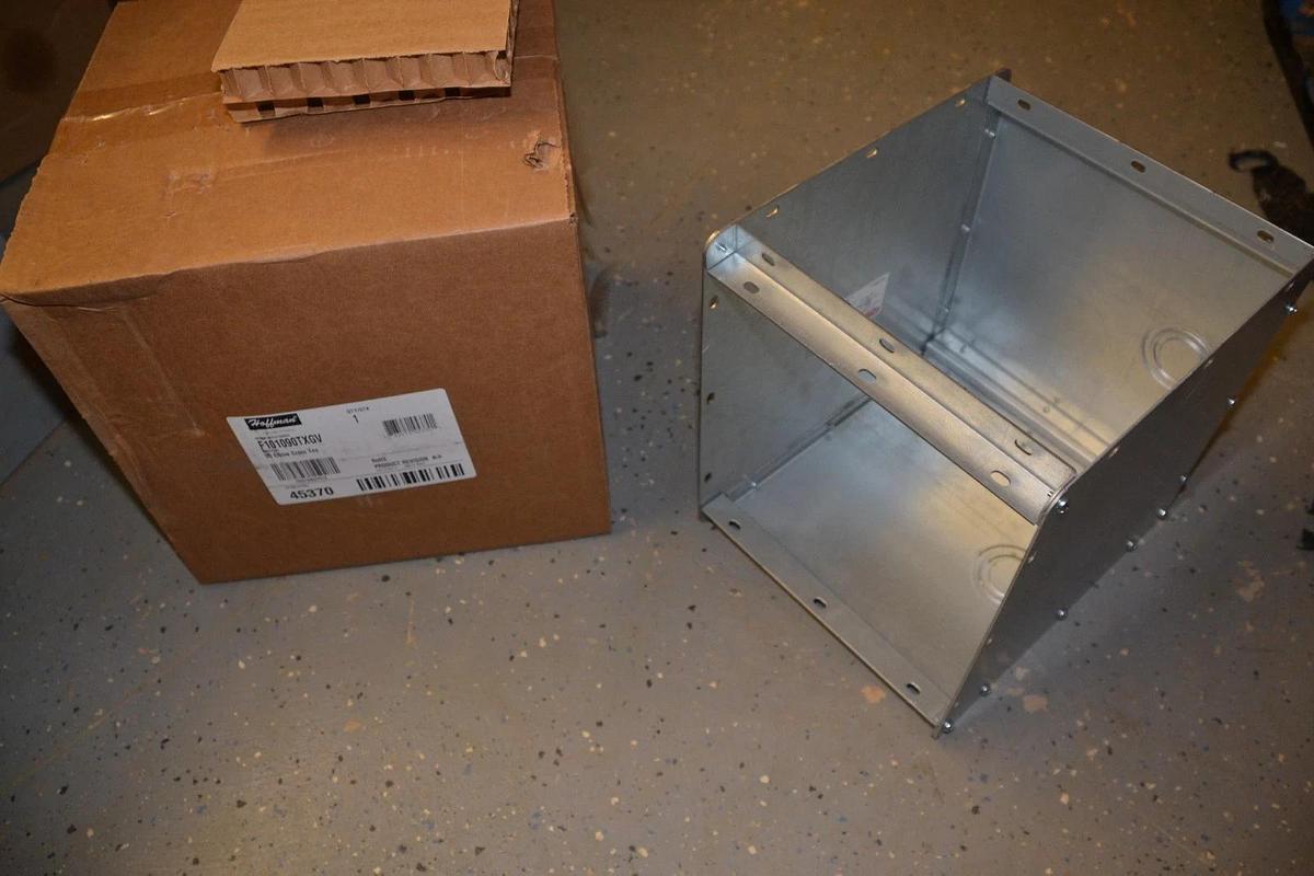 HOFFMAN ENCLOSURE F101090TXGV F101090TXGV 10" 90-Degree Elbow Tee Wireway Trough