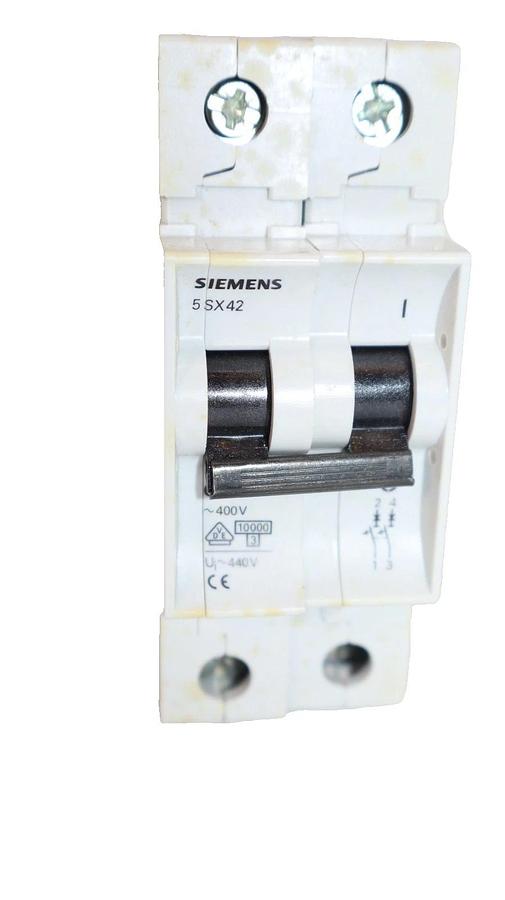 Siemesn 5SX4 210-7 , 5SX4210-7 Miniature Circuit Breaker (New)