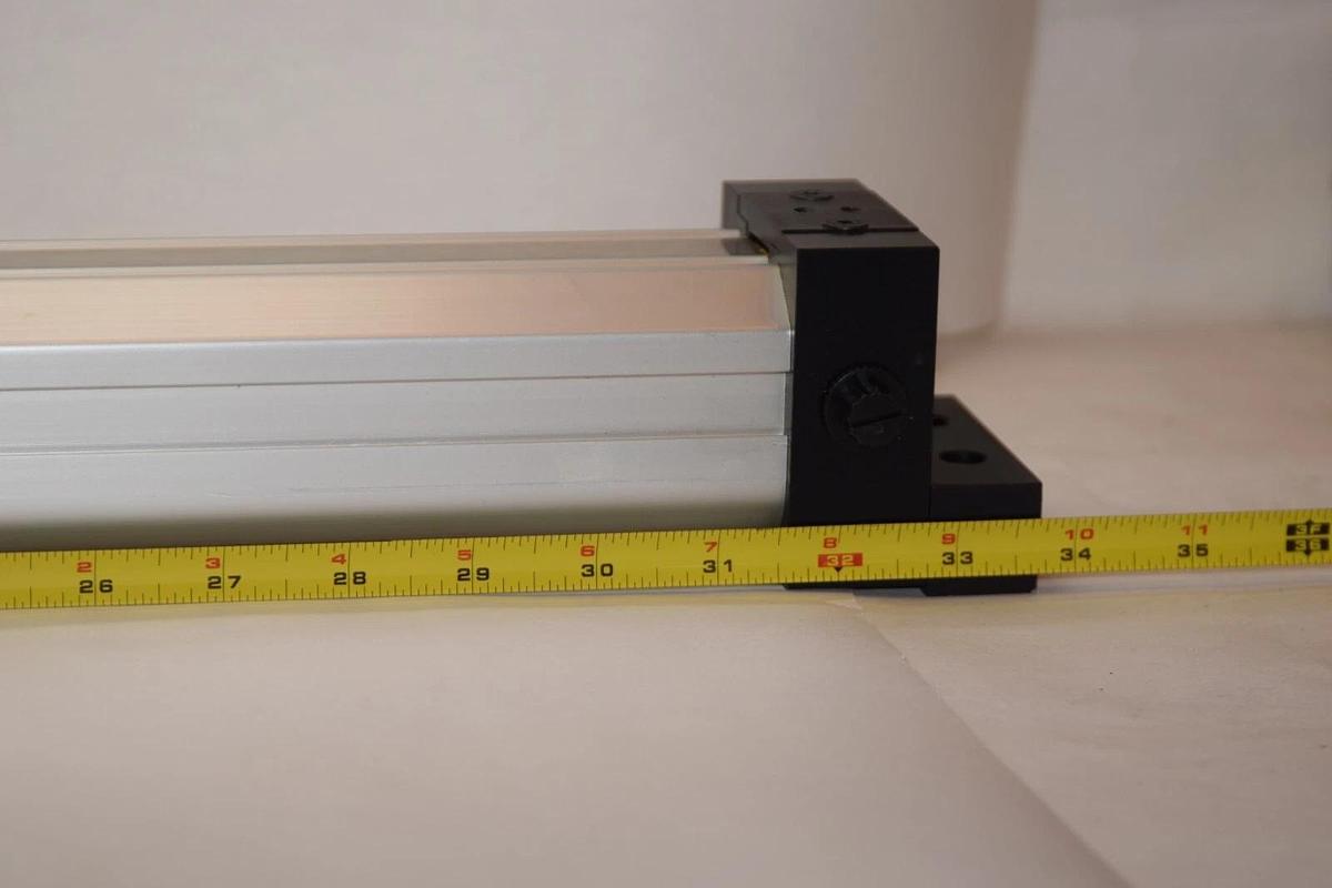 (NEW) PARKER 40 CFMRCTUC 20.000 Rodless Cylinder