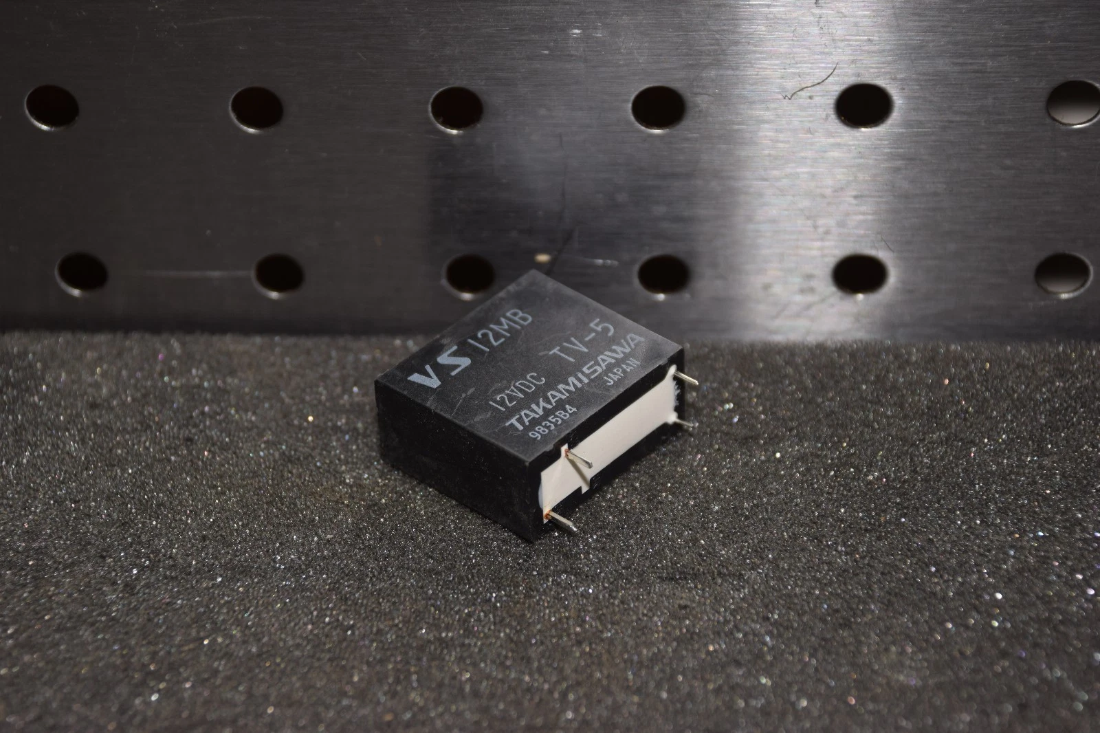 TAKAMISAWA VS12MB TV-5 12VDC 10A 1/3HP 4 PIN RELAY NEW