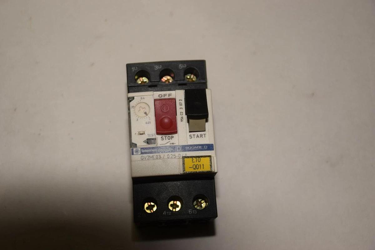 Used TELEMECANIQUE / SQUARE D / SCHNEIDER GV2ME03/0.25-0.4A CIRCUIT BREAKER