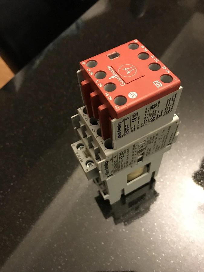 Used ALLEN BRADLEY 100S-C09DJ05C Contactor  100c09z as-is