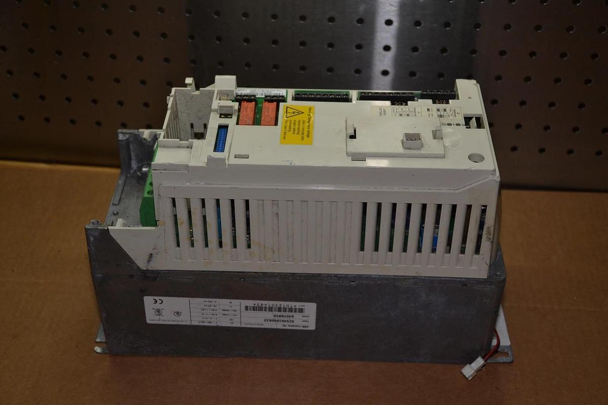 Used ABB DRIVE ACS401600632 380 - 480V ACS401600632