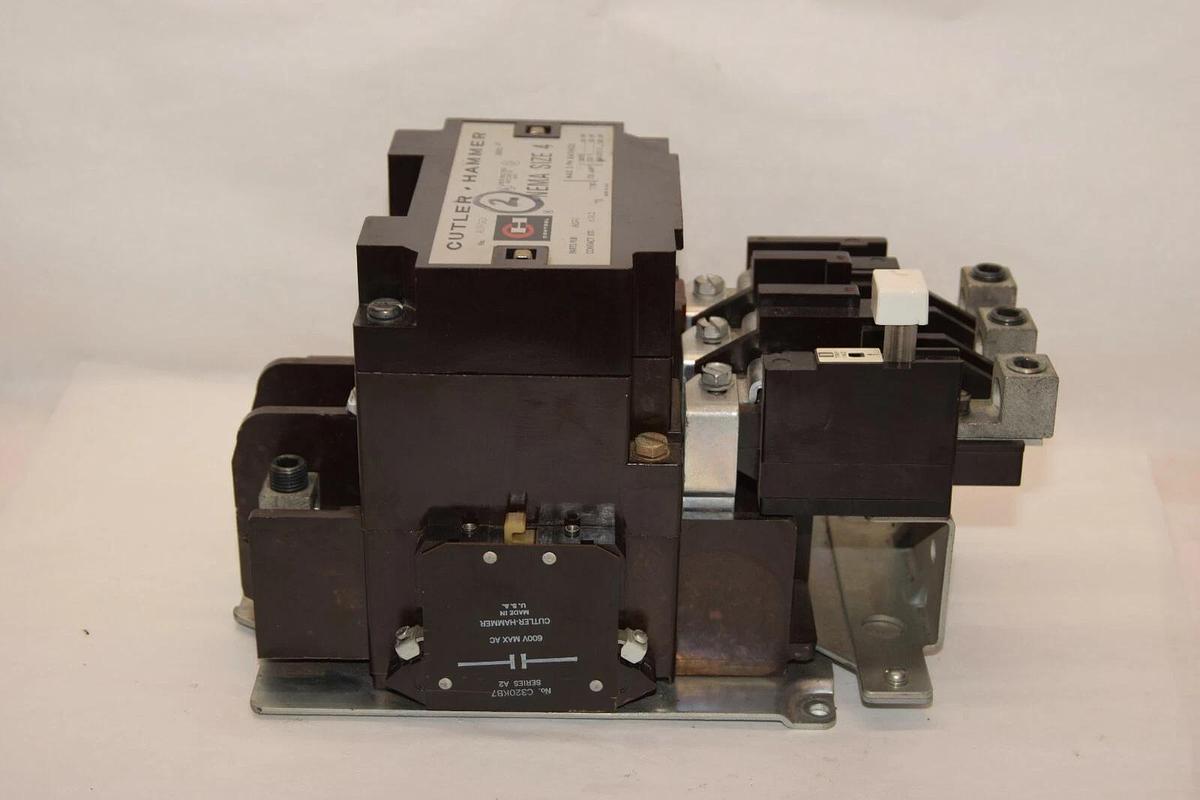 Used CUTLER HAMMER Motor Starter  A10FGO A10FG0 Series A1 Size Sz 4 3PH 120V Coil