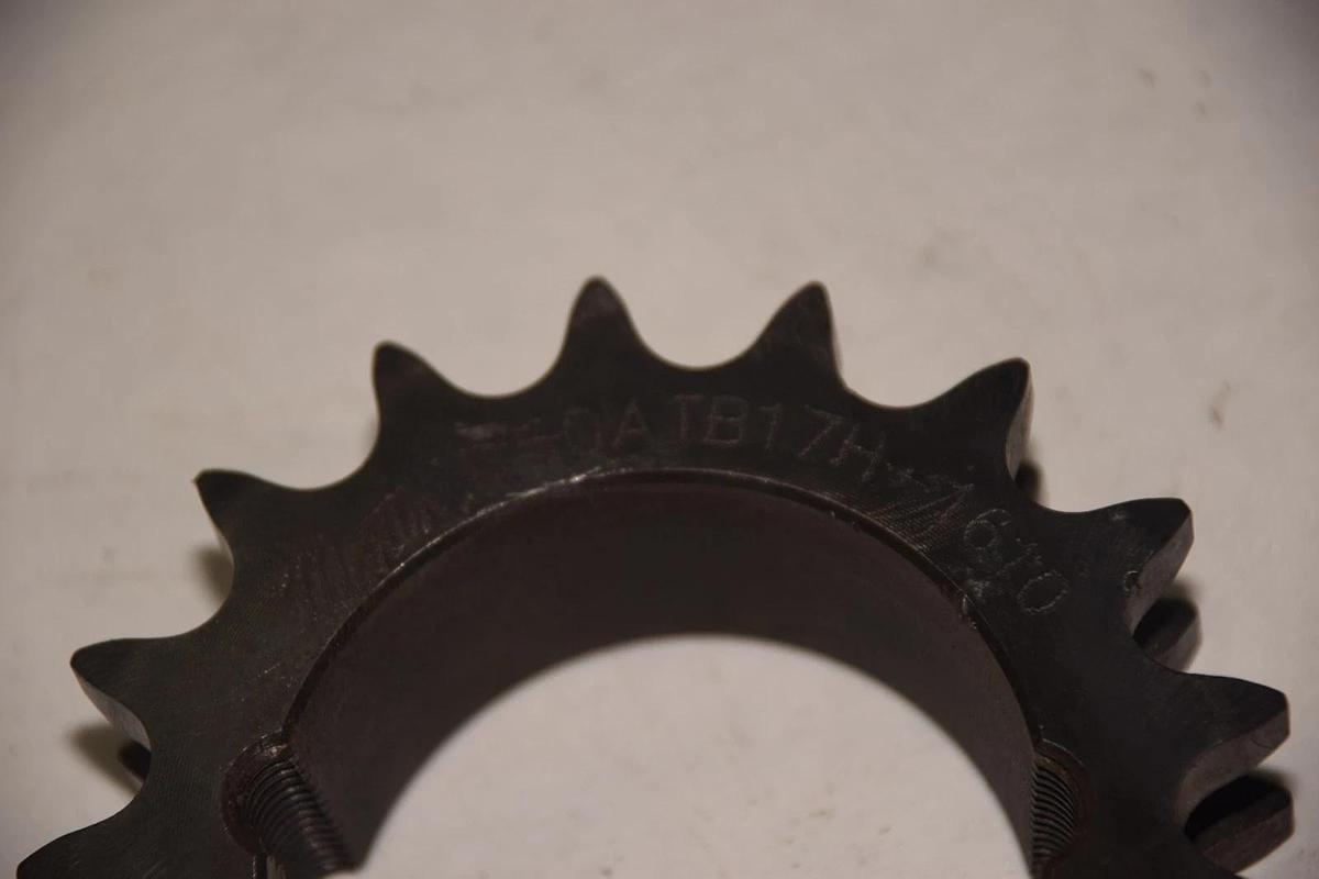 MARTIN D50ATB17H 1610 17 TEETH DOUBLE CHAIN SPROCKET NEW