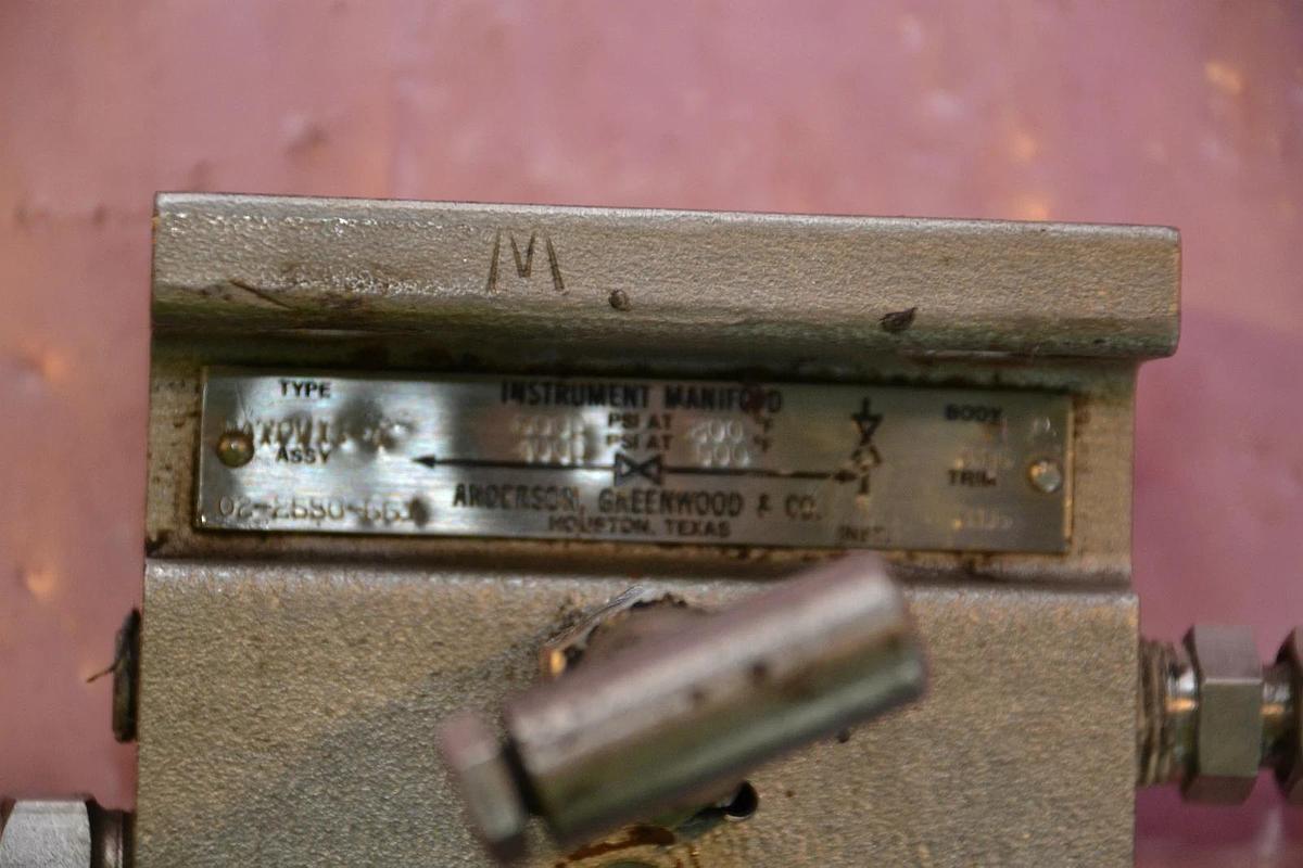 Used ANDERSON GREENWOOD & CO. MANIFOLD M4TPVIS-4 M4TPVIS4 M4TPVIS 4