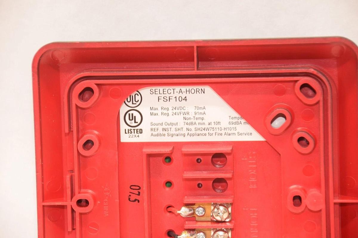 Used SELECT-A-HORN FSF104 24Vd 70mA Strobe Wall Mount Electric Fire Horn