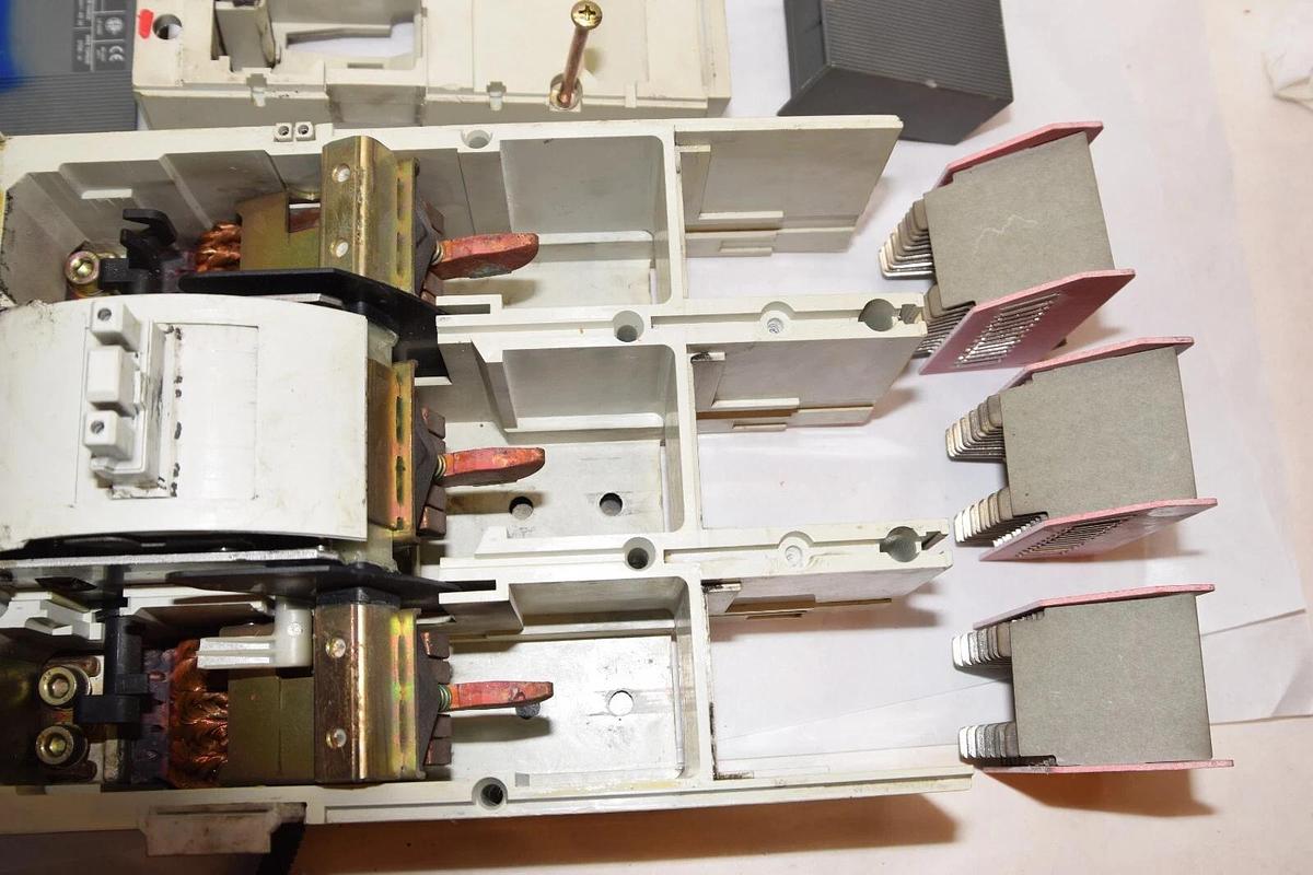 Used ABB SACE S7 S7H-D S7HD 3P 1200A 1200 Amp 600V Circuit Breaker