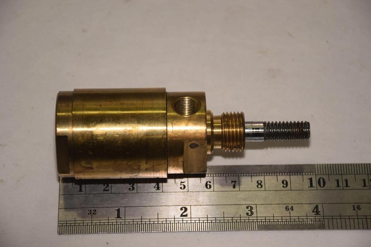 DURAMITE 20501 25 1K2 1/2" STROKE BRASS PNEUMATIC CYLINDER NEW