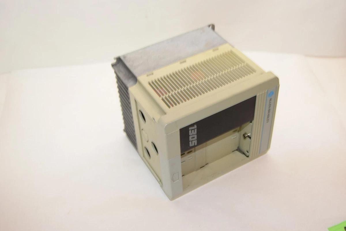 Used ALLEN BRADLEY 1305-BA02A Series A 380-460V 1.6A 50/60Hz 1300Va Drive *No Keypad*