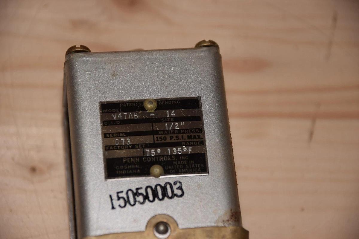 PENN V47AB-14 15050003 1/2" 75-135F TEMPERATURE VALVE NEW