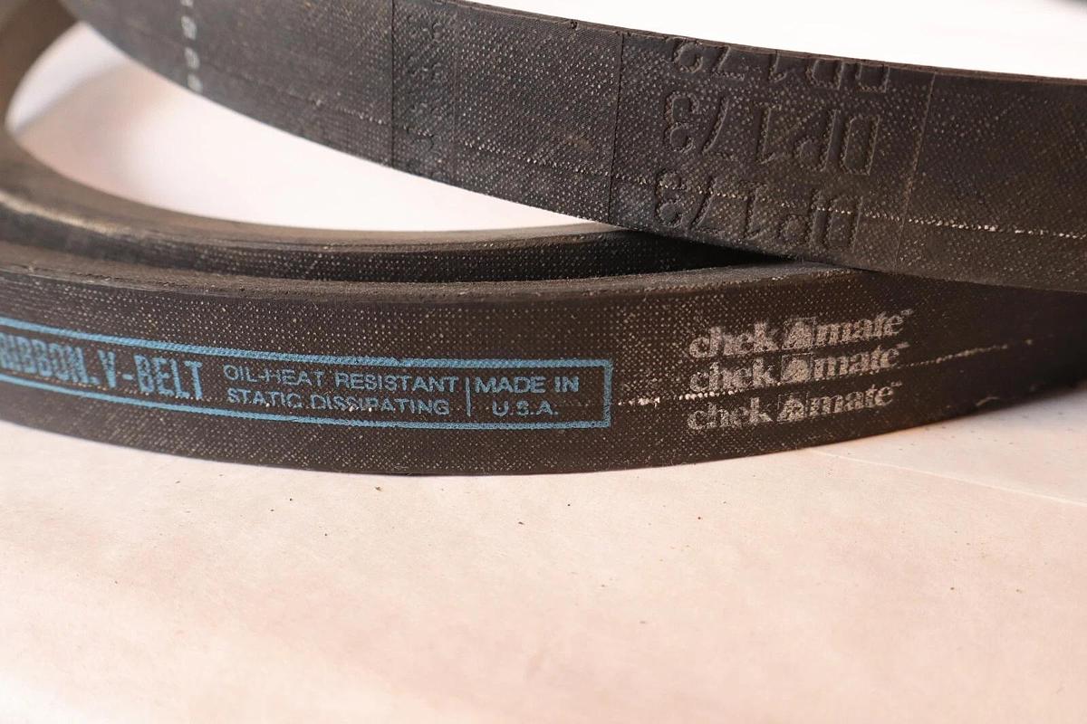 (NEW) DAYCO DP173 Super Blue Ribbon V-Belt USA