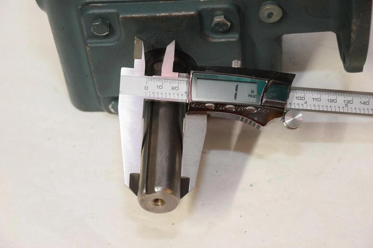 DODGE TIGEAR, Worm Gear Speed Reducer Q200Y010M140LK 10:1 ratio gear box (New)