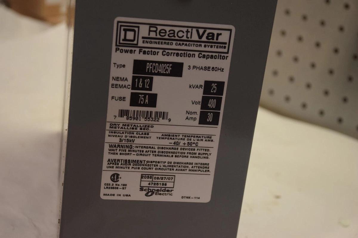 Square D ReactiVar PFCD4025F 25 KVAR POWER FACTOR CORRECTION CAPACITOR