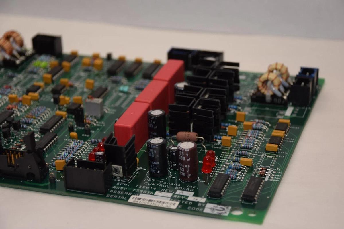 Used CPI CANADA INC 732814 Rev AF, 73281602 Rev AT Control Board Card