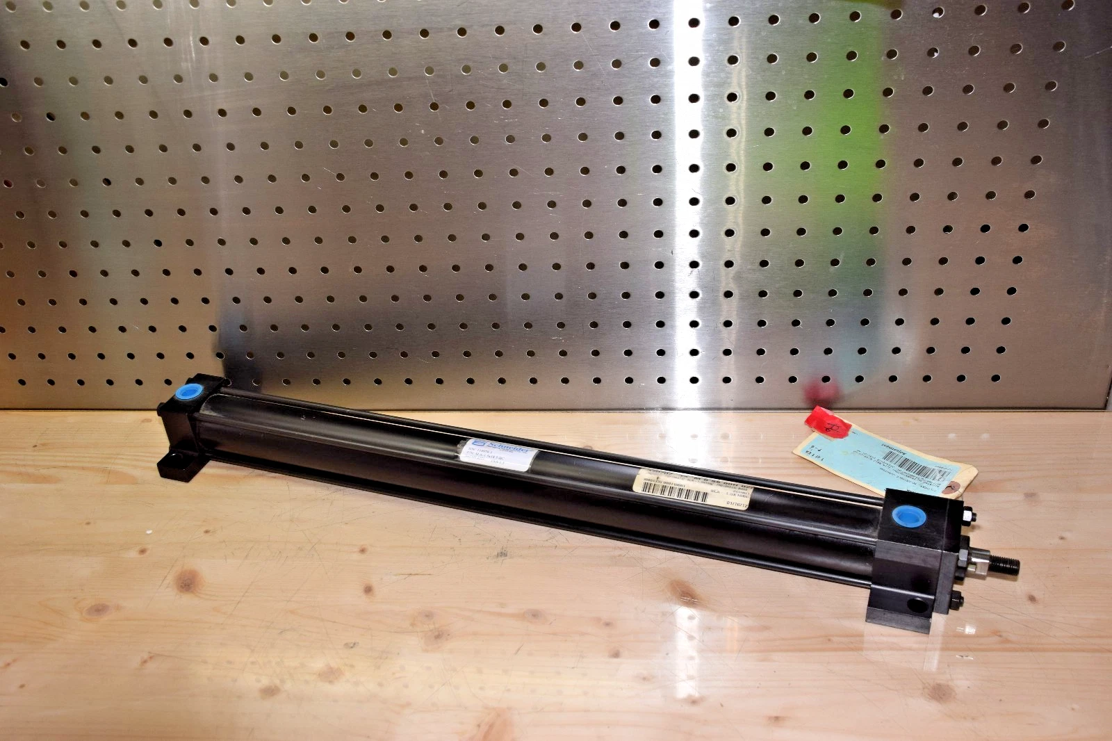 SCHNEIDER SLA-1.5x18.5-BC TSA-1.5 PNEUMATIC CYLINDER SLA-1.5x18.5 -BC New