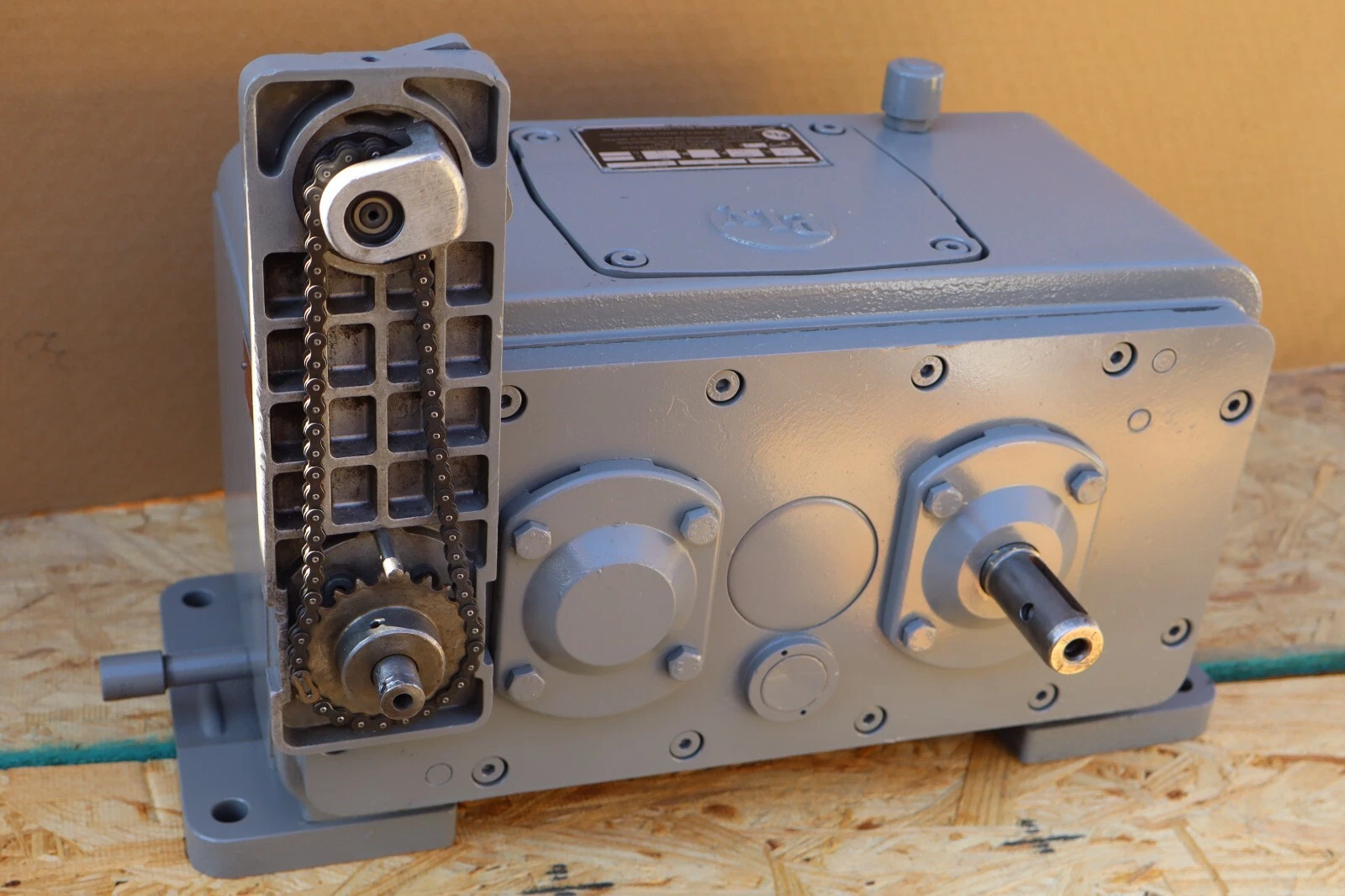 P.I.V. Stufenlos Gearbox A13-Kr 576976G10 576976 G10 A3 24v 15/21Nm (REFURB)
