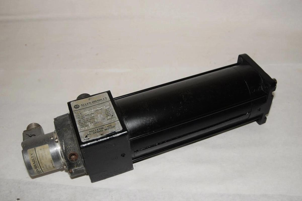 Used ALLEN BRADLEY 1326AB-A2E-11-A4 3000rpm 5/8" AC Servo Motor With Encoder