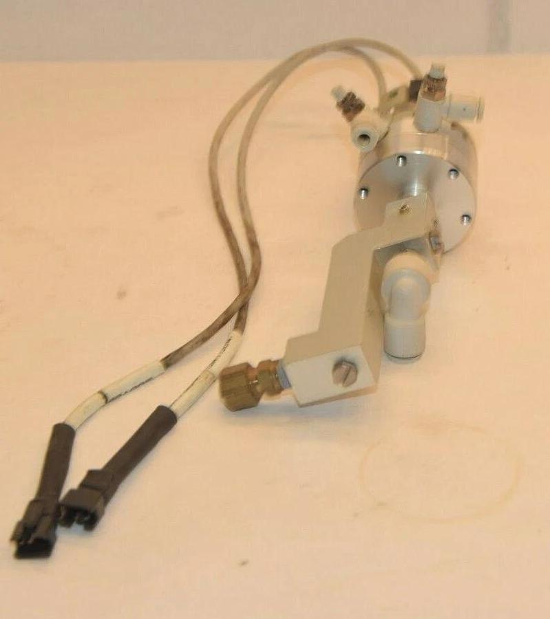 Used SMC CDRB2BW20-90S-T79 CDRB2BW2090ST79 0.7MPa Rotary Actuator Vane