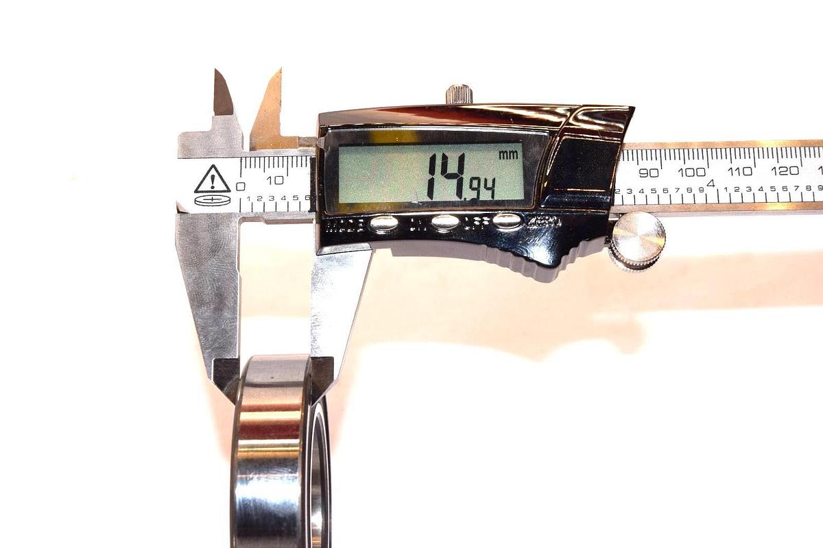 SKF 6008-2RS1 , 60082RS1 Sealed Ball Bearing (New)