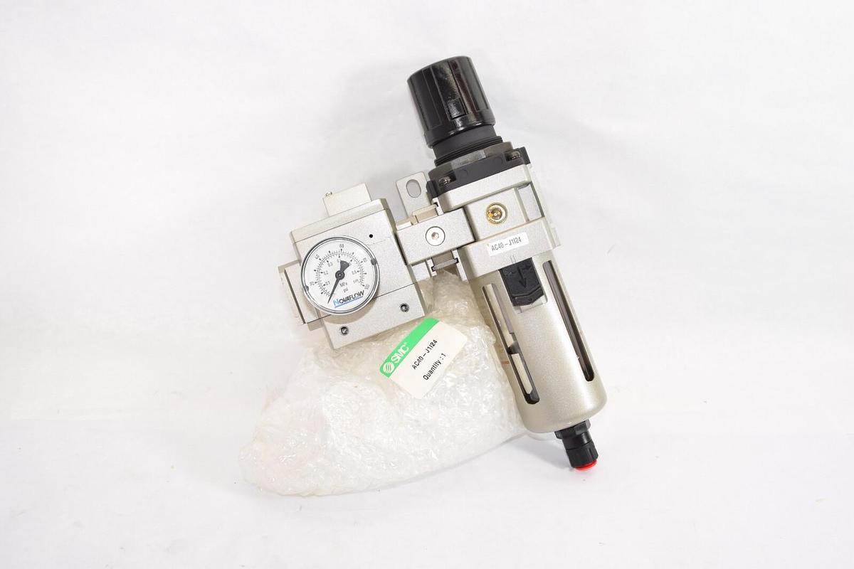 (NEW) SMC AC40-J1I24 / NAW4000-N04 / NAVA4000-N04 Pressure Regulator With Gauge