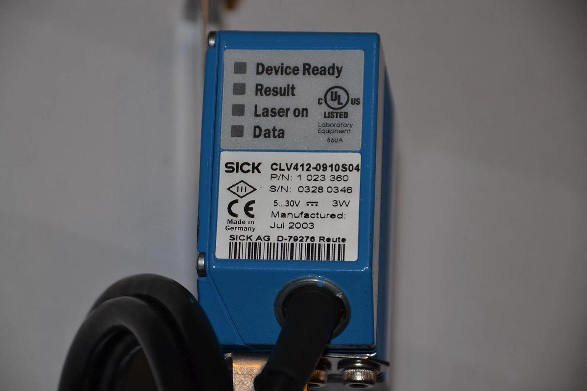 Used SICK BARCODE SCANNER CLV412-0910S04 CLV412 0910S04 1 023 360