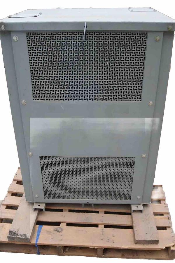 Used R E UPTEGRAFF 300 KVA Transformer 4160V Primary 208V Secondary 208Y/120V 300KVA