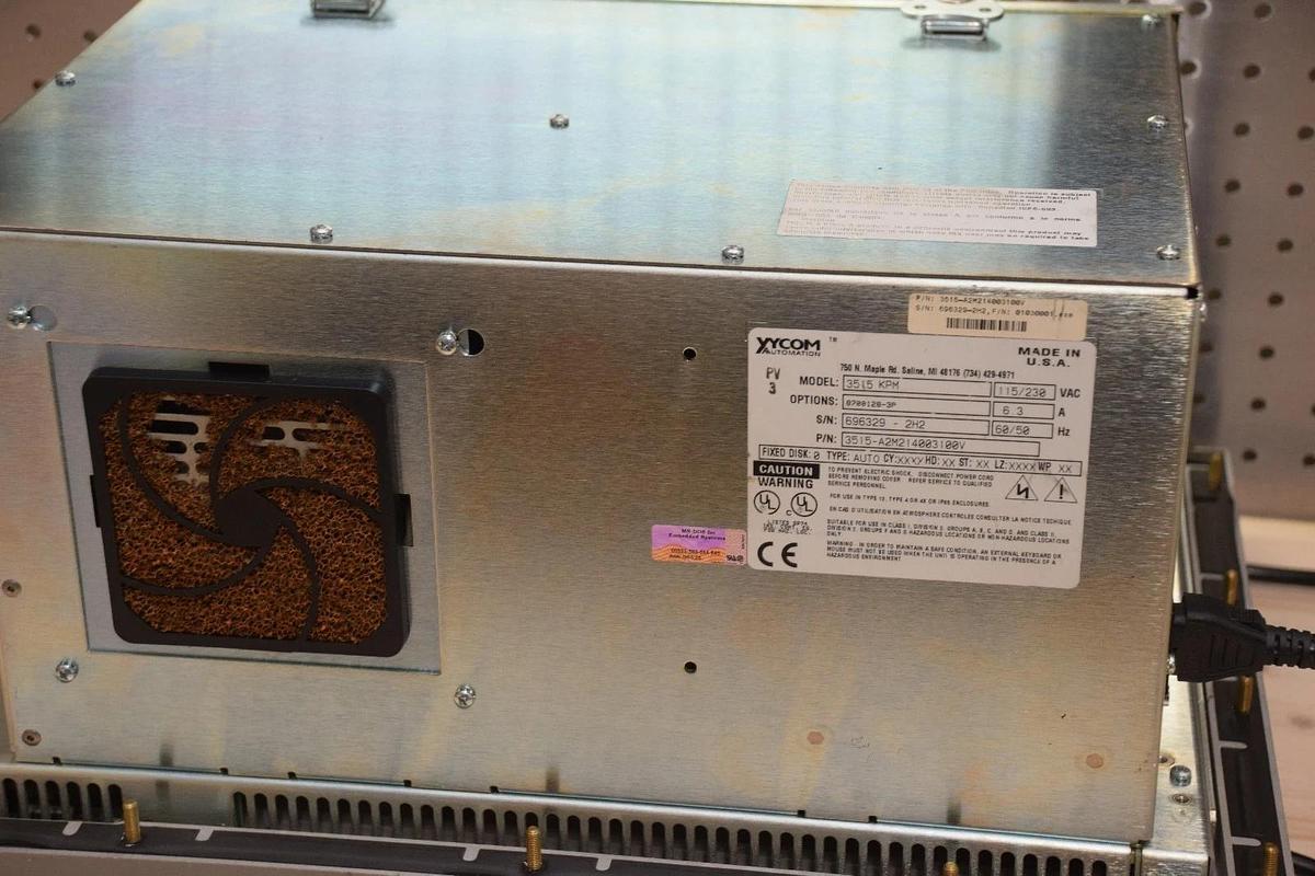 Used Xycom Automation 3515-KPM Operator Interface 3515-A2M214003100V