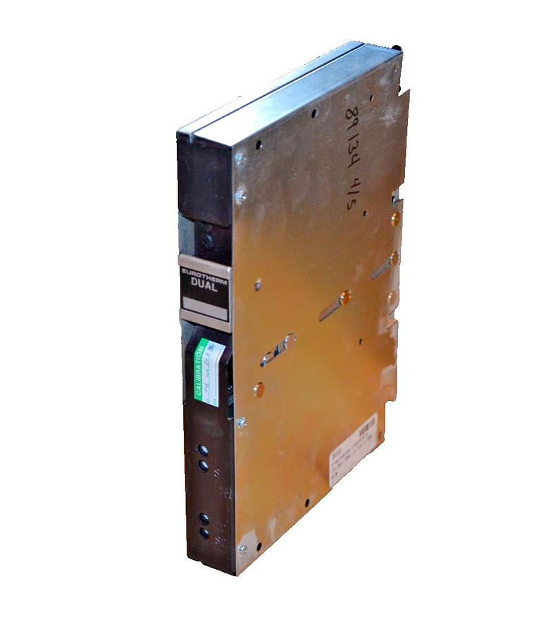 Used EUROTHERM CONTROLS  EMD/DM/4-20MA/J/0-999C/4-20MA/J/0-999C//NS1C804