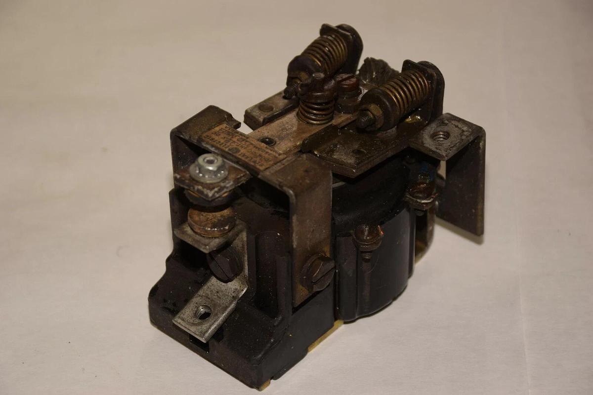 Used GE General Electric DC IC2800M250N4A 24V DC IC2800M 250N4A