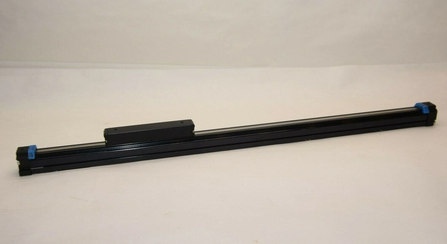 Used TOL-O-MATIC BC2M05 SK14.96 BC2M05SK14.96 Rodless Pneumatic Slide Cylinder