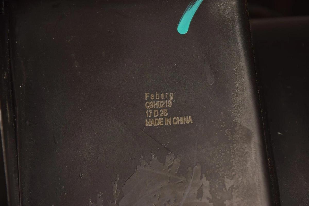 (NEW) FEBERG 2013 Chevrolet Silverado 1500 Driver & Passenger Side Headlight