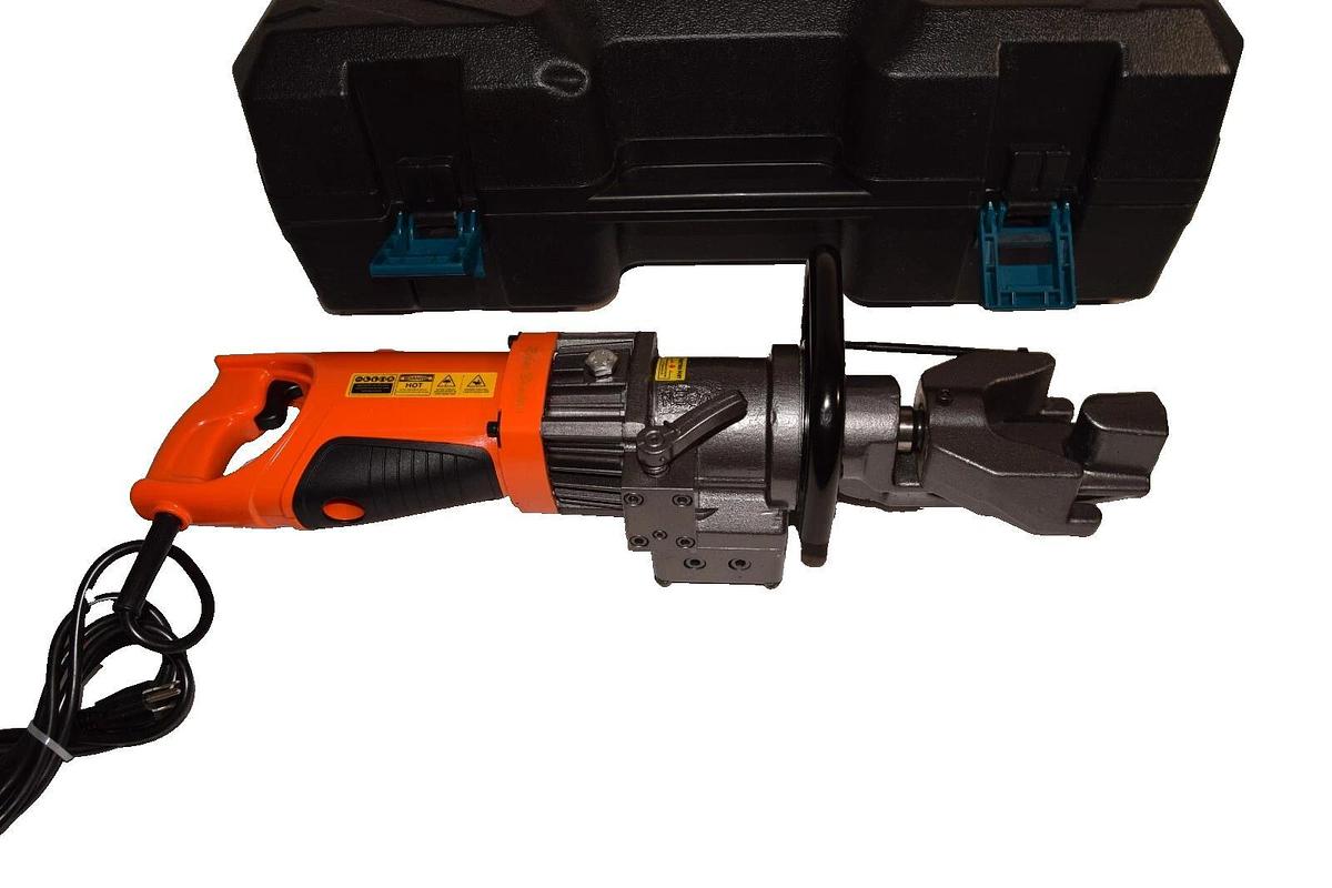 (NEW) REBAR BENDER RB-16 RB16 900W 110V 16mm max  Tool with Carrying Case