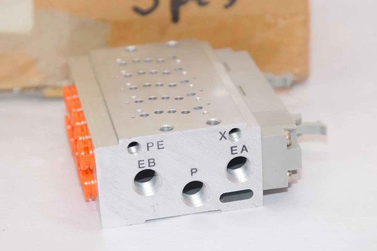 SMC SS5Y3-42P-05-N7T SS5Y342PN7T Manifold Assembly (NEW no box)