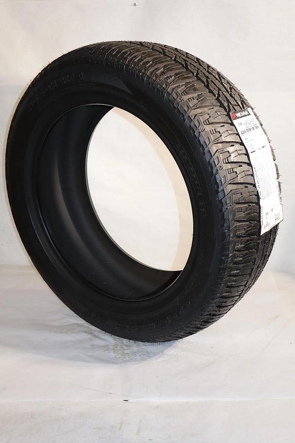 Used (NEW) YOKOHAMA GEOLANDAR A/T G015 225/55R18 98H Tire