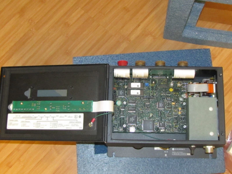 Allen Bradley AB 2755-DD4A 2755DD4A Bar Code Scanner NEW