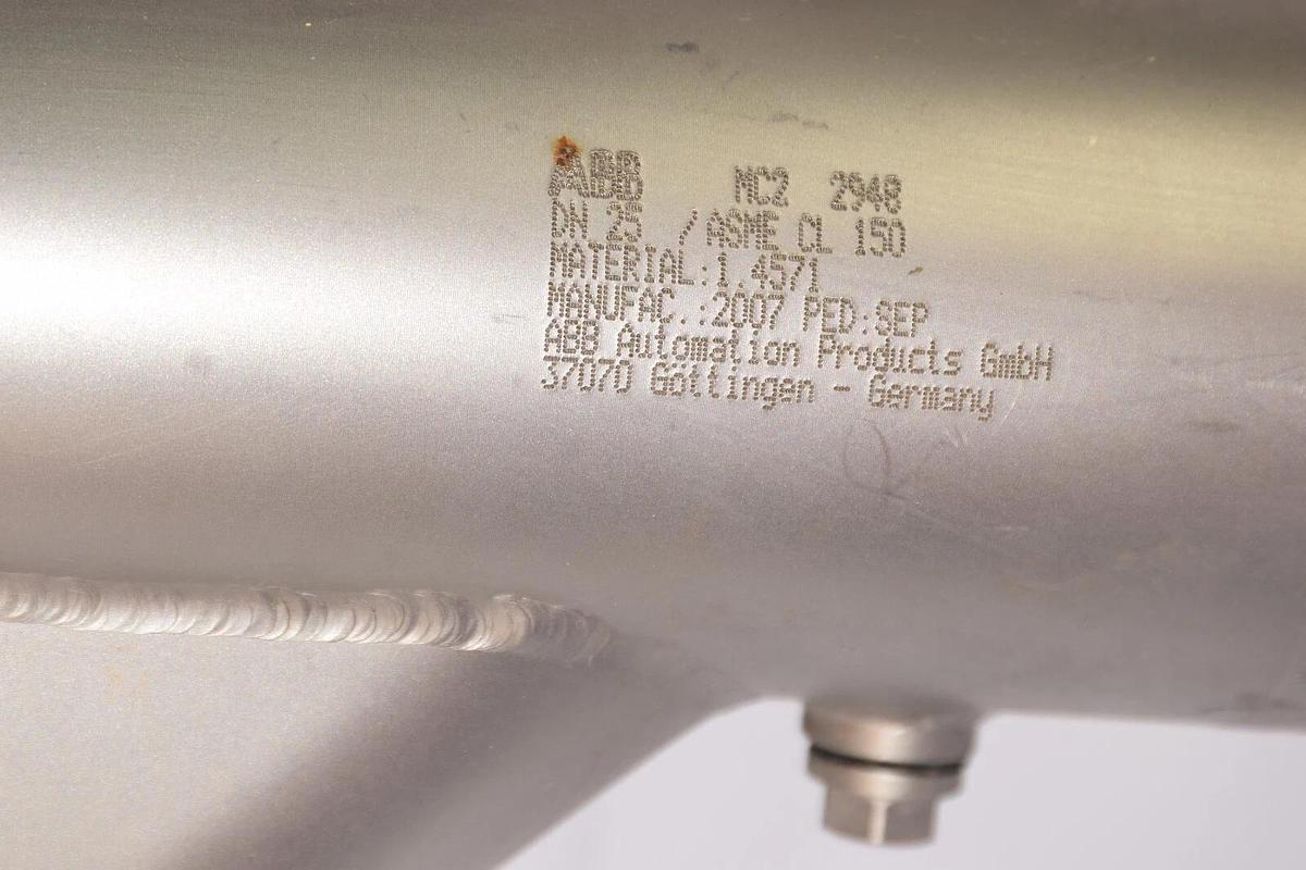 Used ABB FCM2000 MC230 MC22948 DN25/ASME CL 50 Flow Meter MC23011F25P11AEAAA1G Sensor