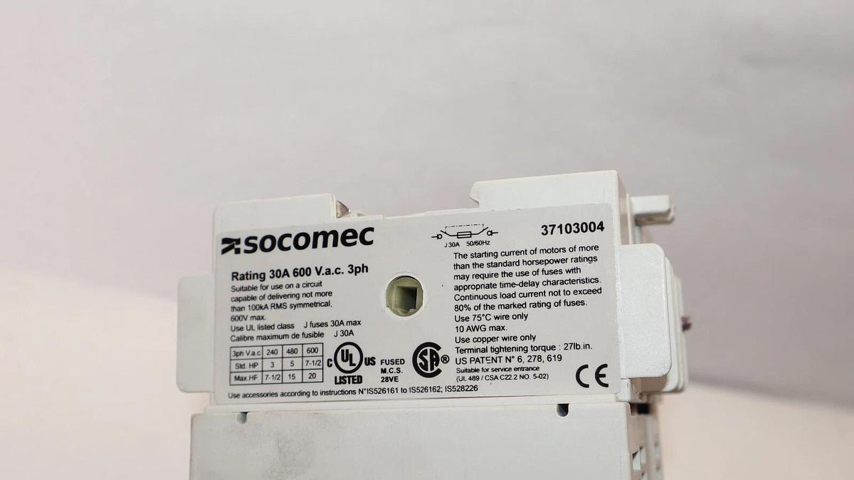 Used SOCOMEC 37103004 30A 600Vac 3Ph Disconnect Switch With Fuse