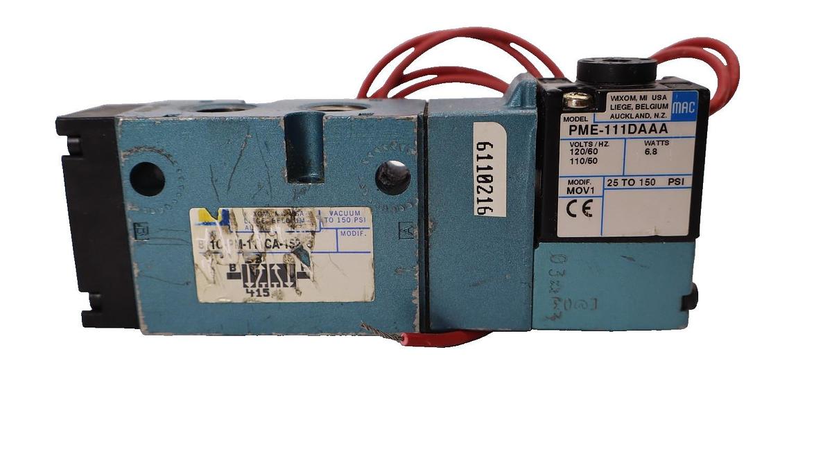 Used Mac Valves 811C-PM-111CA-152 4-Way Solenoid Valve with PME-111DAAA Valve