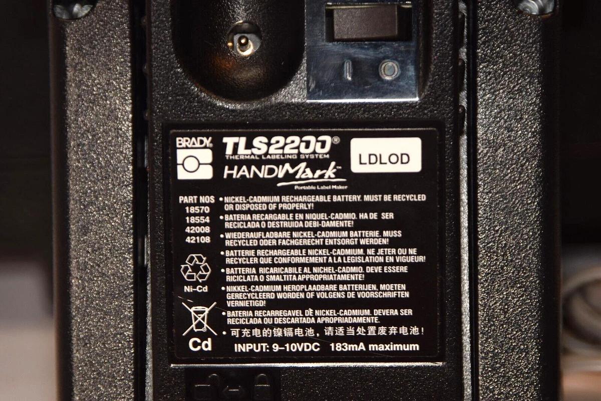 Used BRADY HandiMark TLS2200 10718475 Thermal Labeling System Label Printer