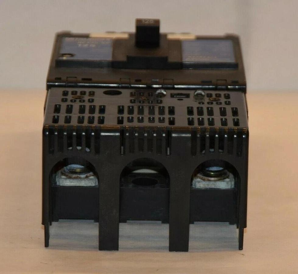Used MITSUBISHI NF225-SP NF225SP MF225 SP 125 A Amp 125A 2P No-Fuse Breaker