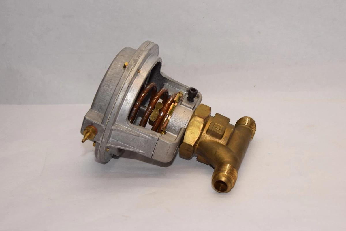 (NEW) HONEYWELL VP513A-1188 , VP513A1188 High Press Hydraulic Valve