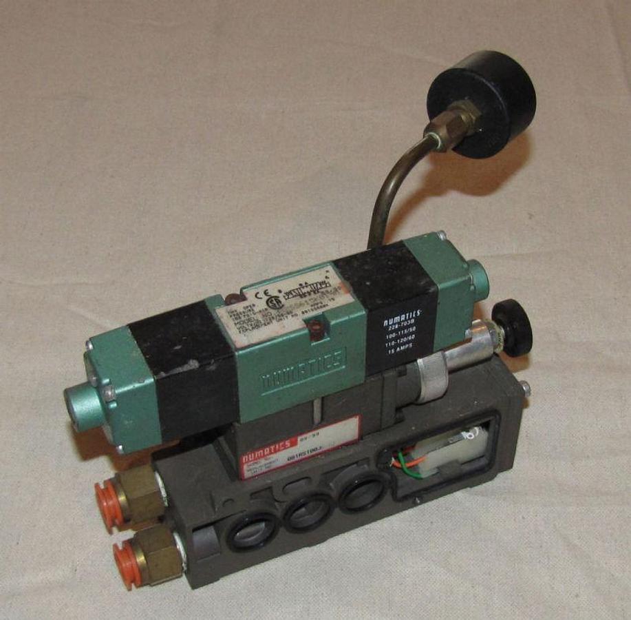 Used Numatics Valve Regulator Gauge  082SS615K019M 081RS100J