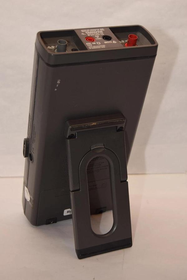 Used FLUKE 99B ScopeMeter Series II 100MHz Hand Held Oscilloscope *No AC Adapter