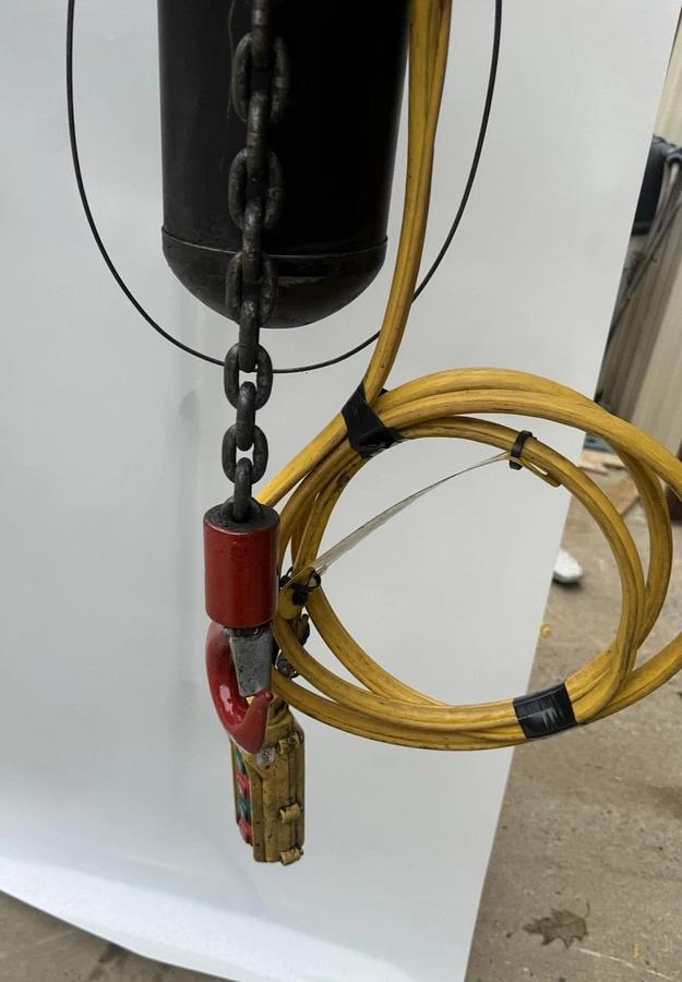 Used CM Lodestar Chain Hoist 1/2 Ton 1000lb Model J 20' chain 240V 480V 3ph 1hp 32fpm